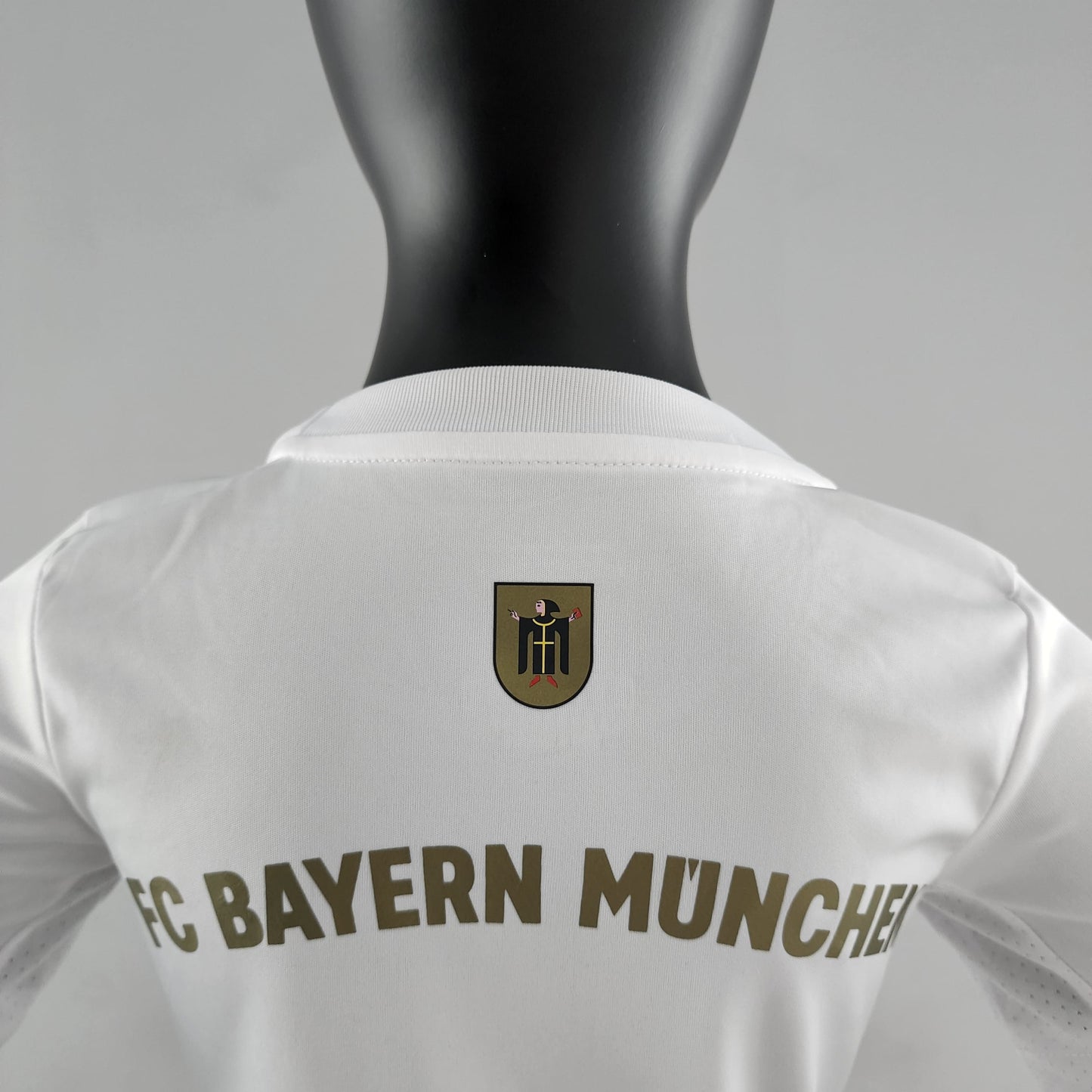 Conjunto Infantil Bayern de Munique 2022/23 - Away