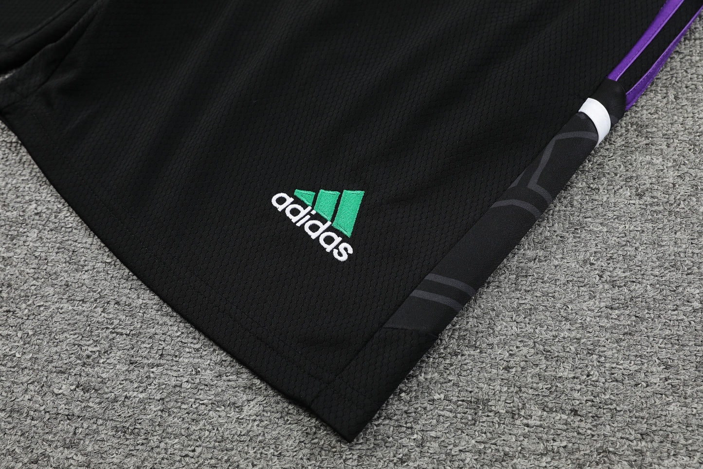 Conjunto de Treino Real Madrid 2023/24 I