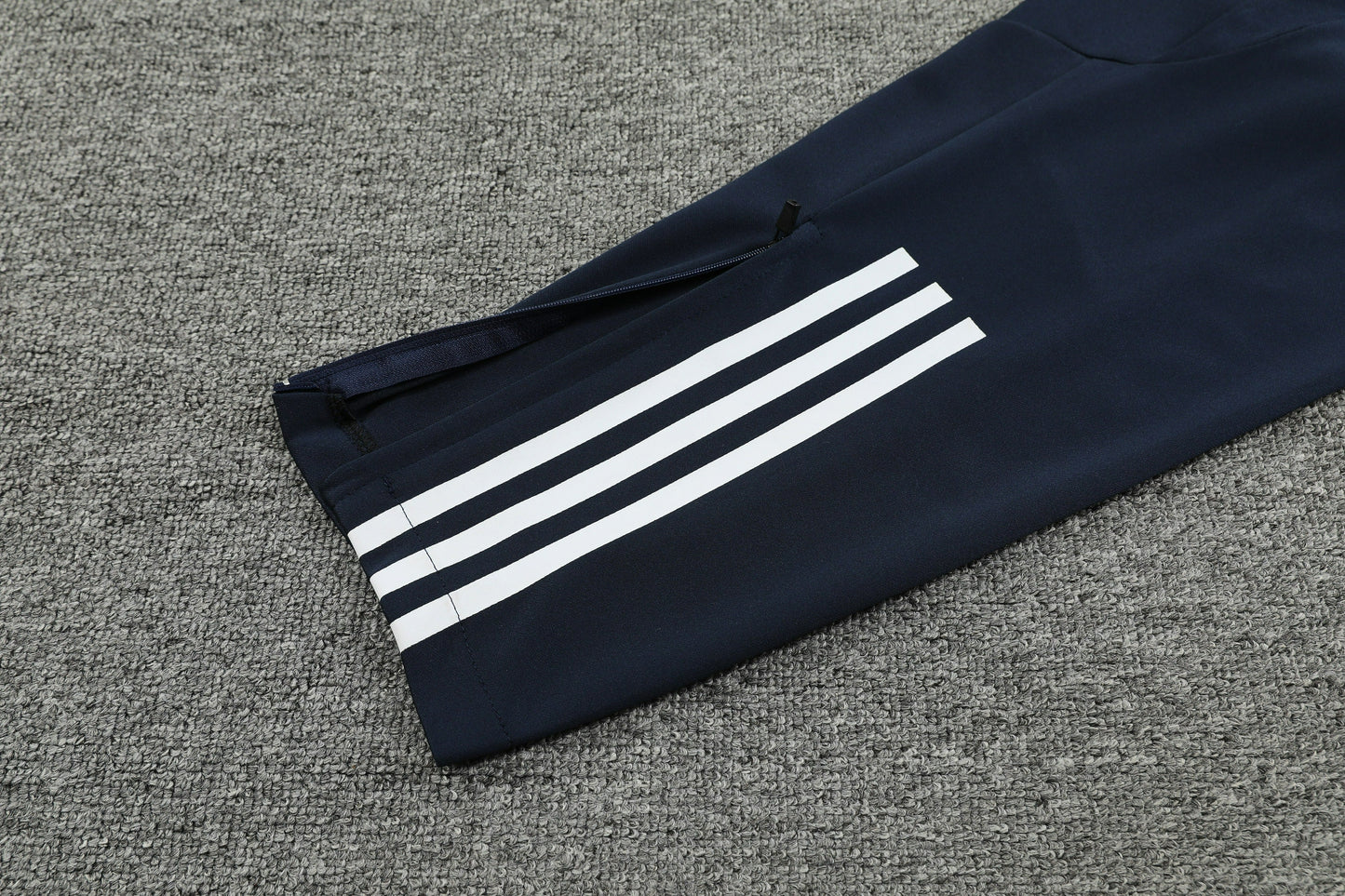 Conjunto Blusa + Calça - Adidas Branco com azul