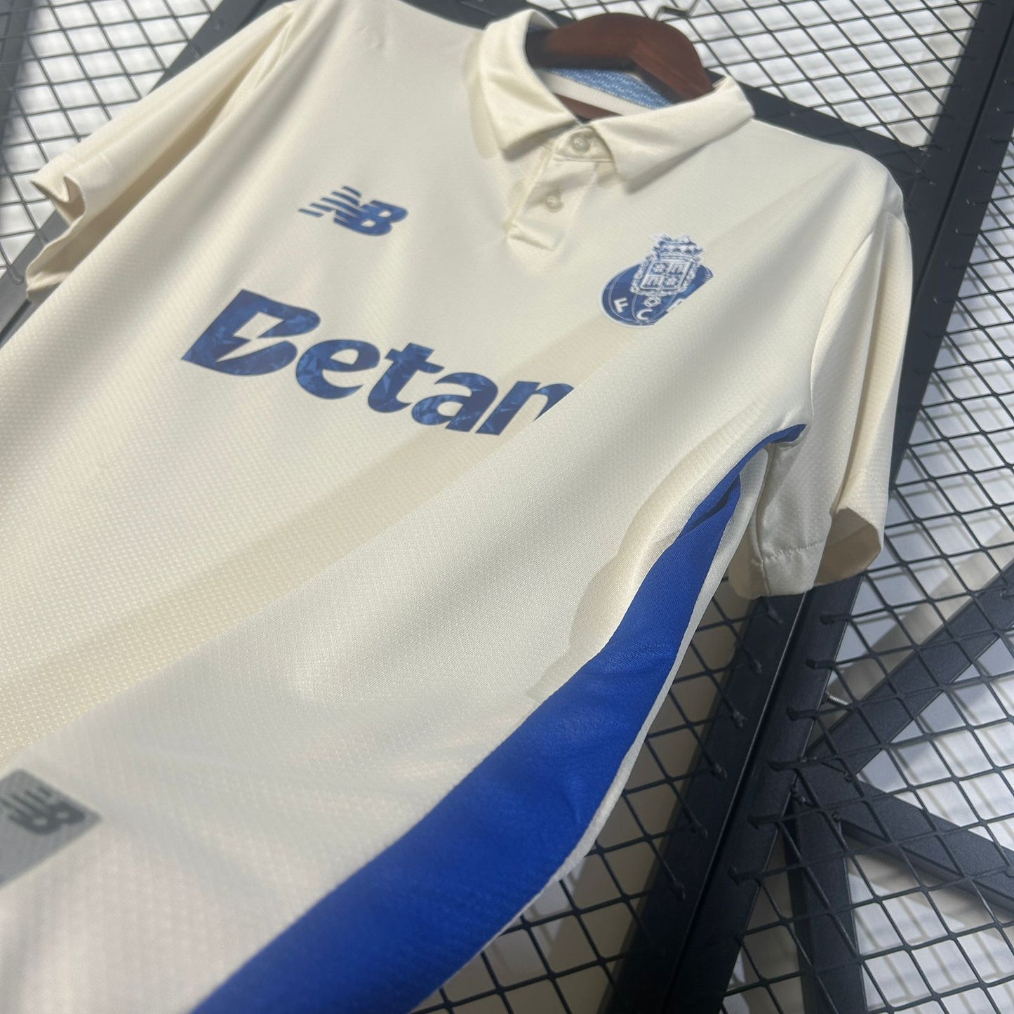 Porto Terceiro uniforme 2025/26