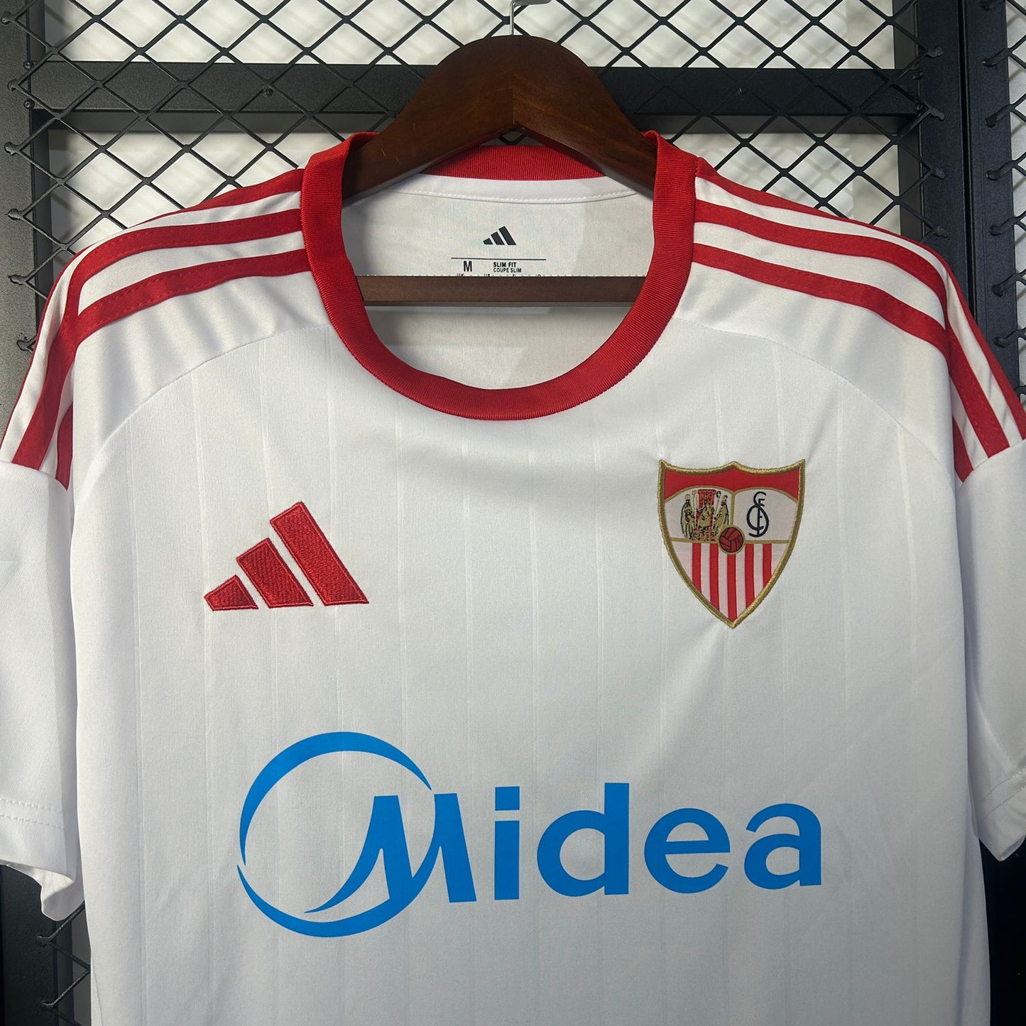Sevilla Primeiro Uniforme 2025/26