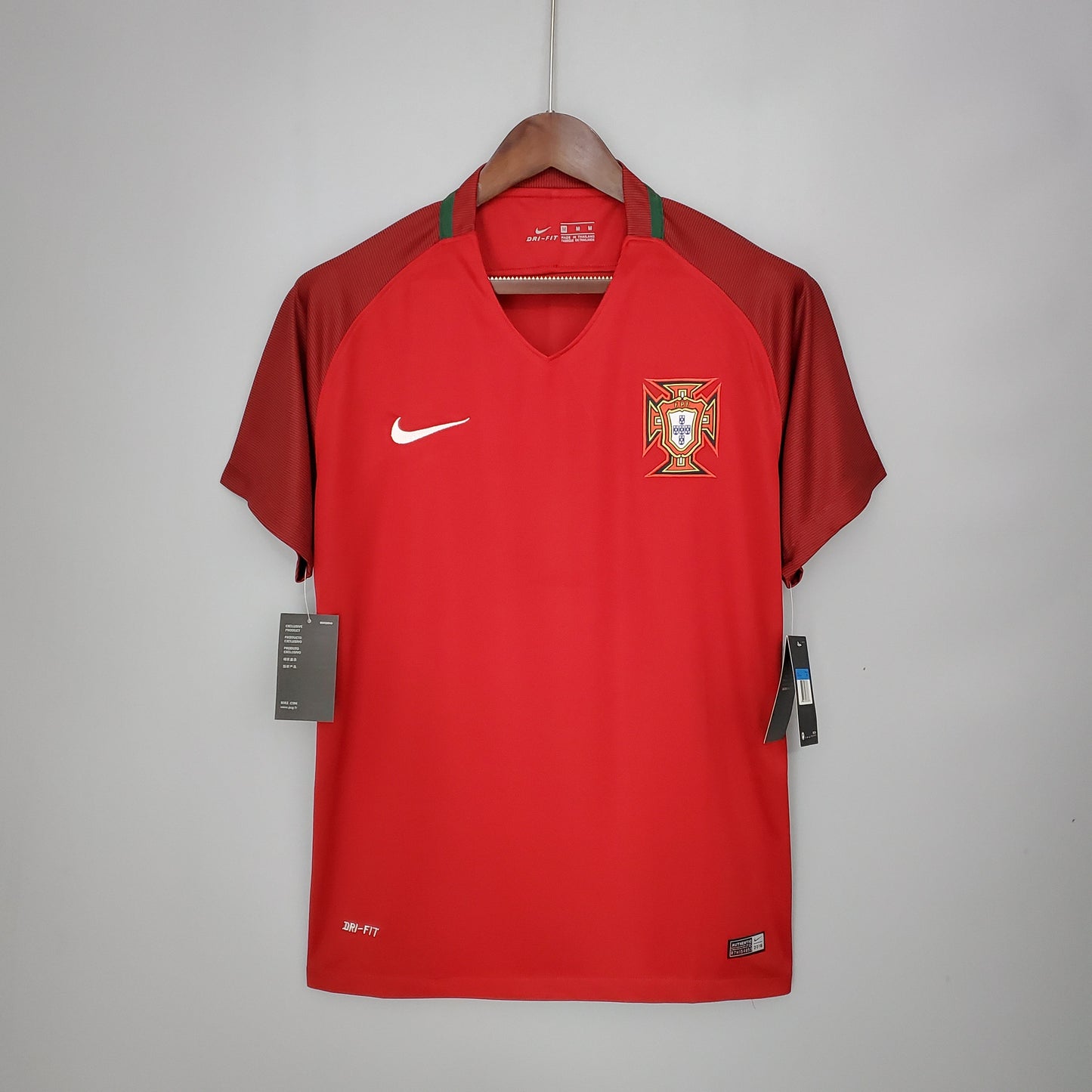 Camisa Retrô Real Madrid 2017/18 Home