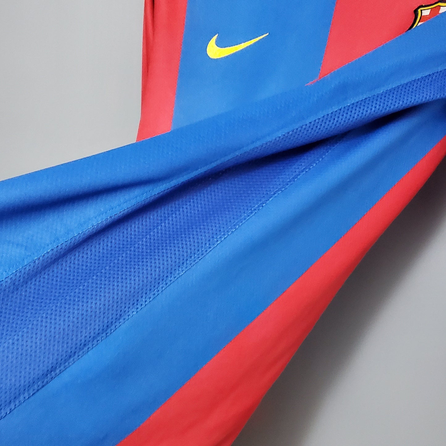 Camisa Retrô Barcelona 2006/07 Home Manga Longa