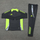 Conjunto Blusa + Calça - Adidas Cinza escuro com verde