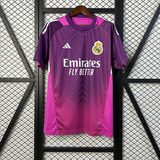 Real Madrid de goleiro 2025/26